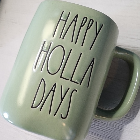 RAE DUNN 'HAPPY HOLLA DAYS' MUG - Picture 9 of 9